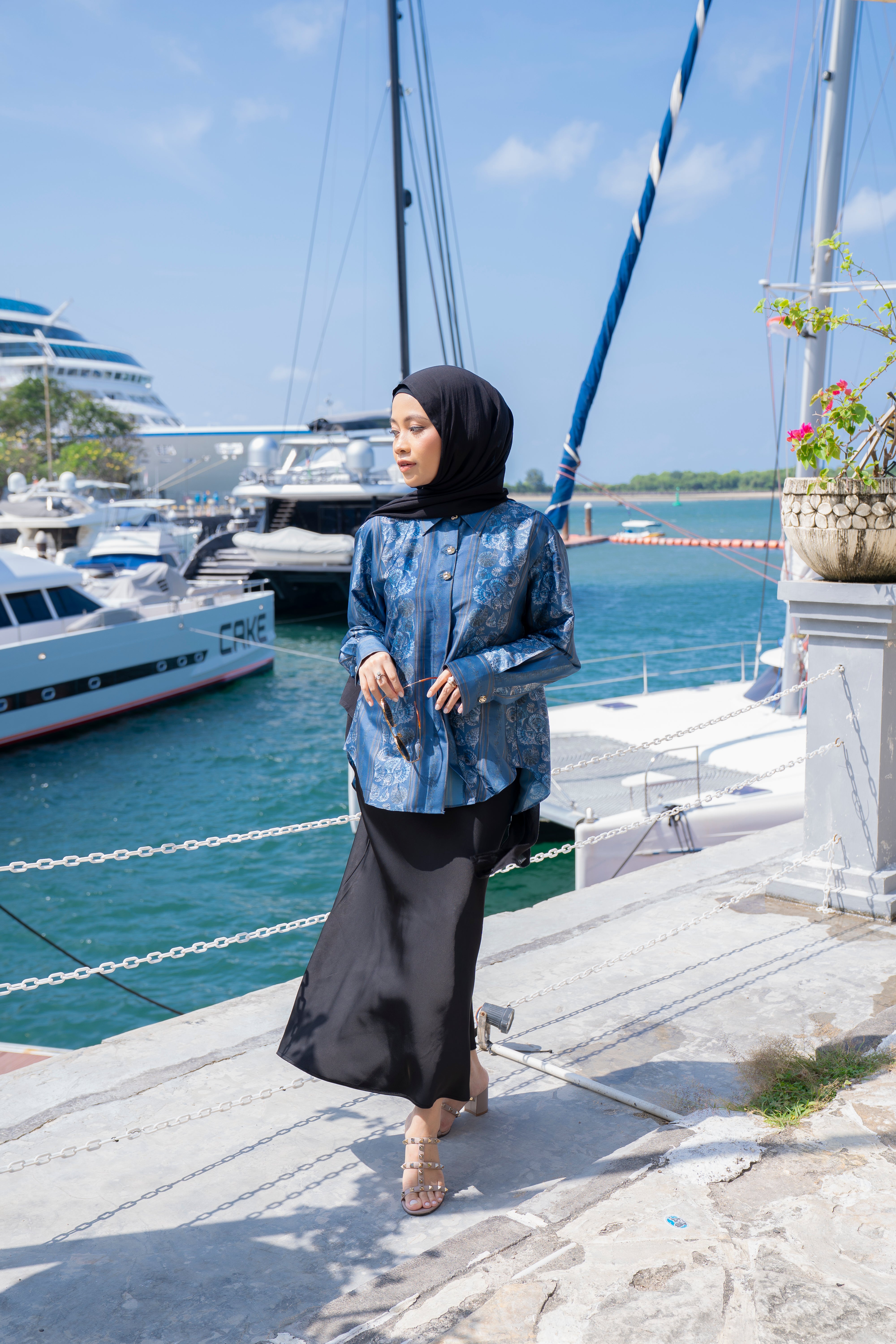 By the Sea Shore - Shiny Shirt (Deep Ocean)